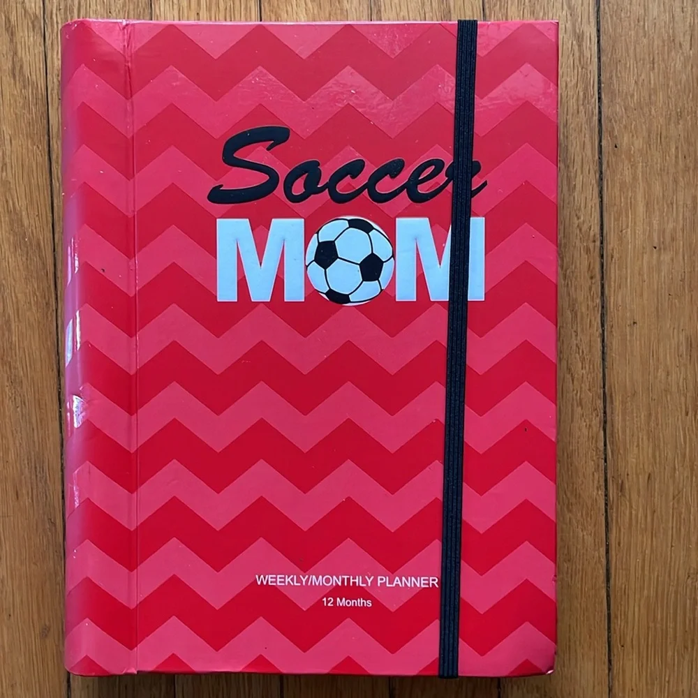 The Happy Planner soccer mom